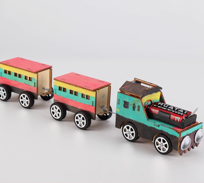 მატარებელი 4+